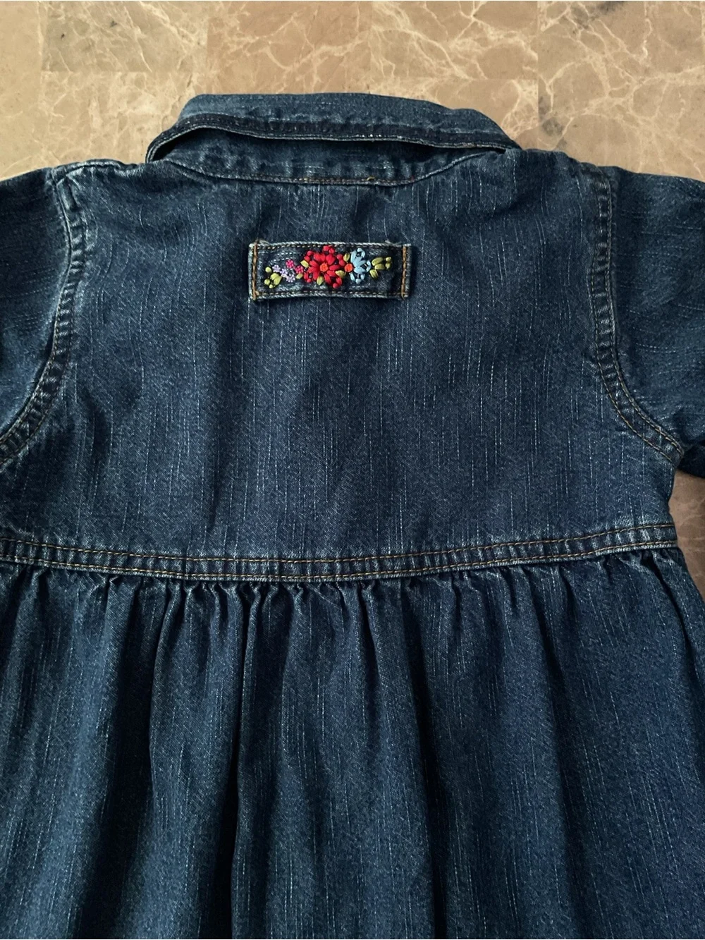 Vintage OshKosh Bgosh Girls 3t Blue Denim Floral Embroidered Ruffle Dress